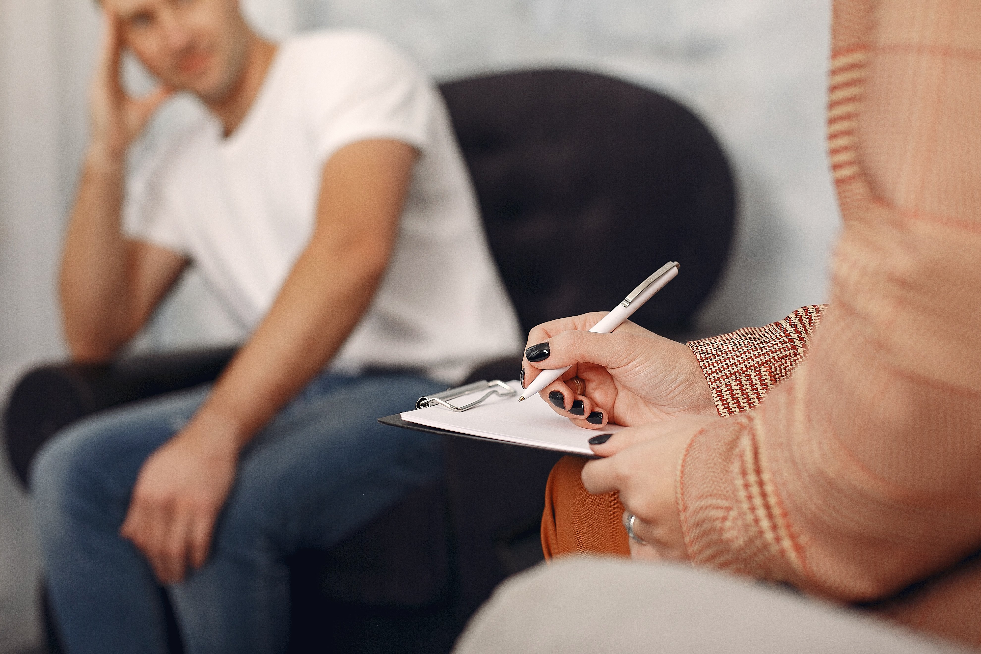 diferencia entre psicologia forense y psicologia clinica